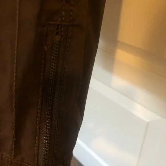 New Sonoma Women’s size 18 W Brown Capri Pants - Picture 6 of 6